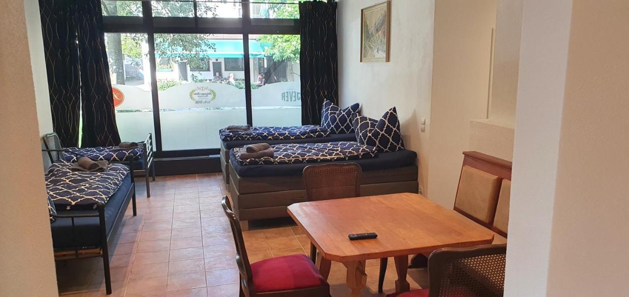 Positano Apartments โรเซินไฮม์ ภายนอก รูปภาพ